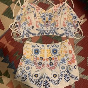 CROP TOP SHORT SET 🥂🌺